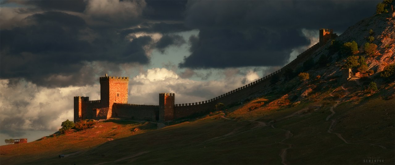 Castle of StJulias_Pano web.jpg