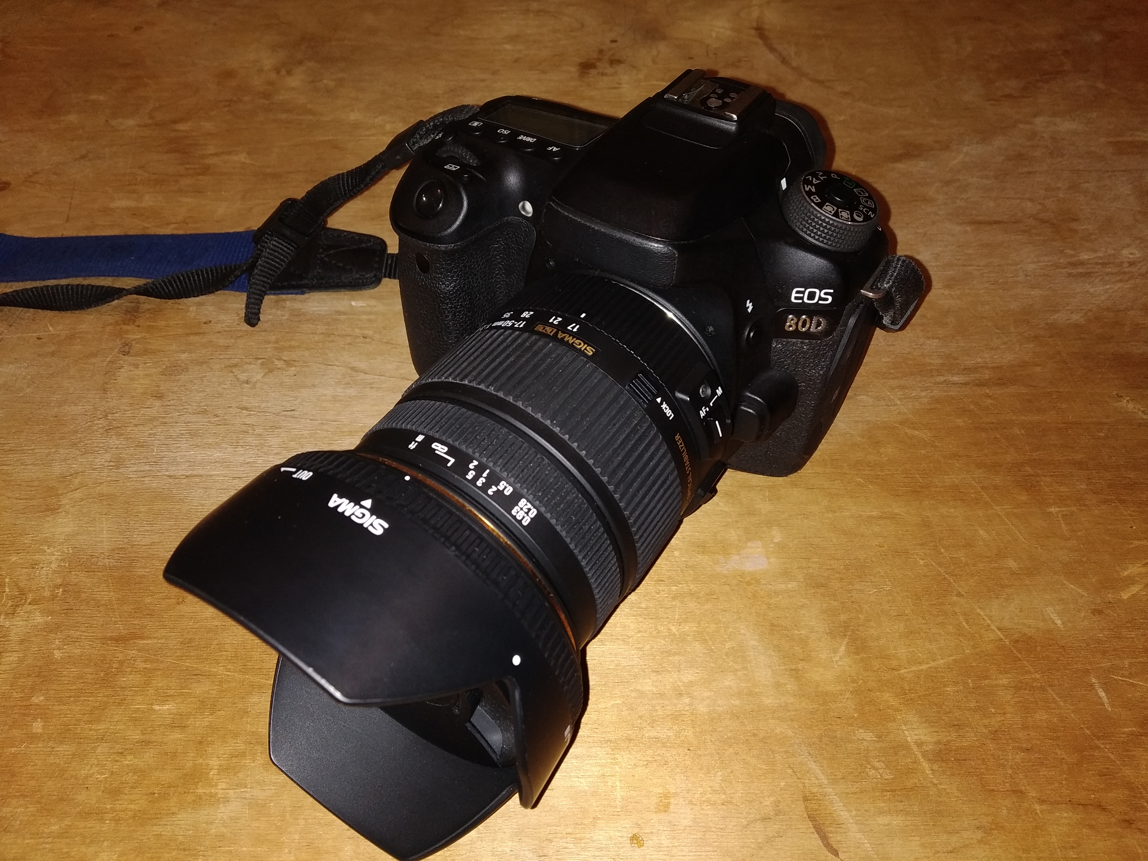 Canon EOS 80D + Sigma 17-50/2.8 EX HSM OS