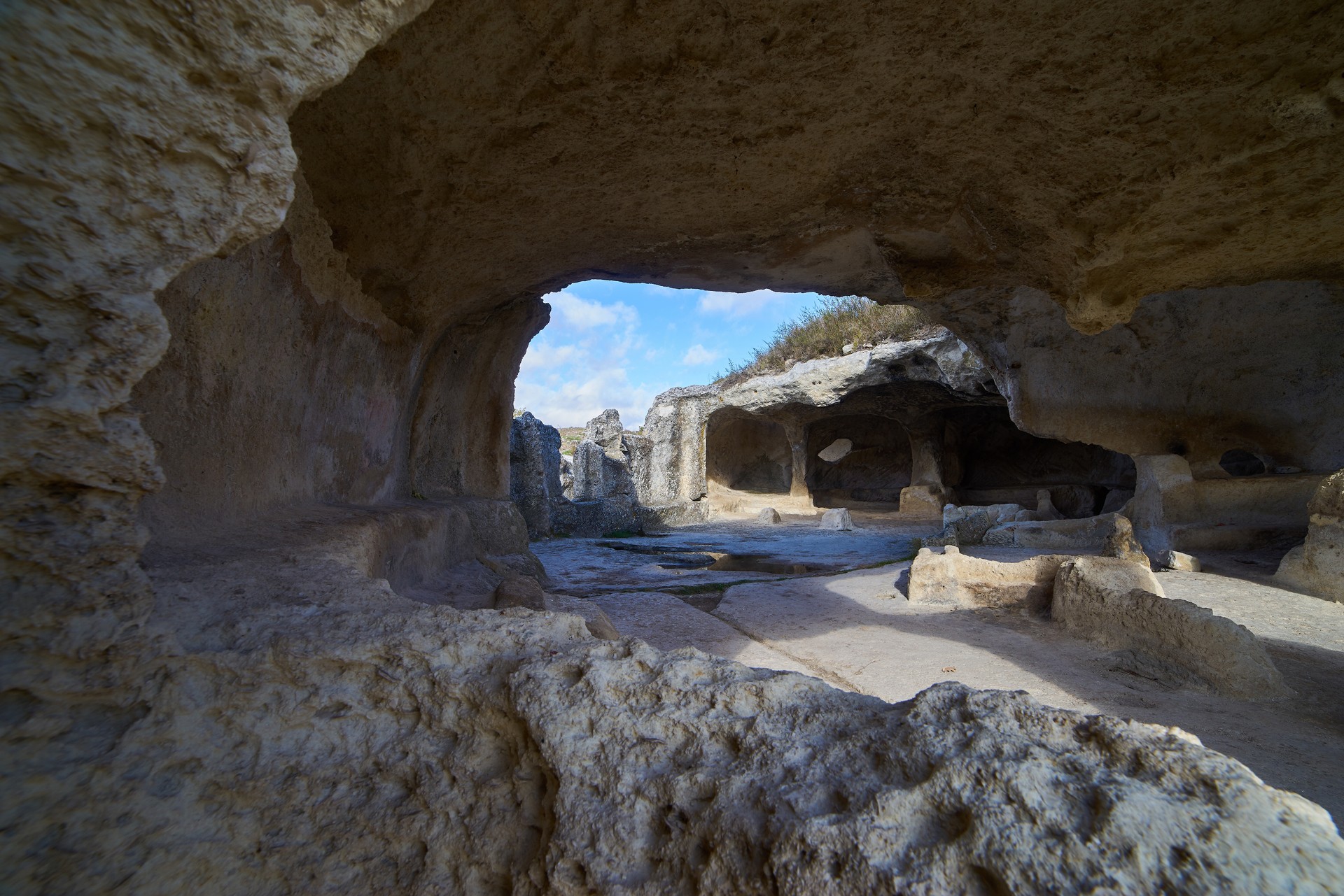 Пещеры Эски-Кермен