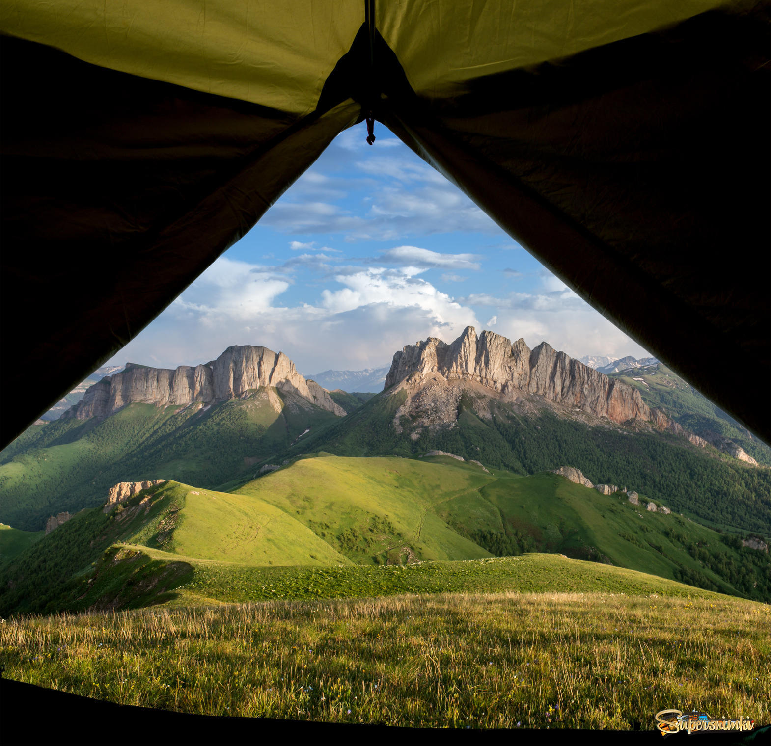 Пейзаж из палатки.