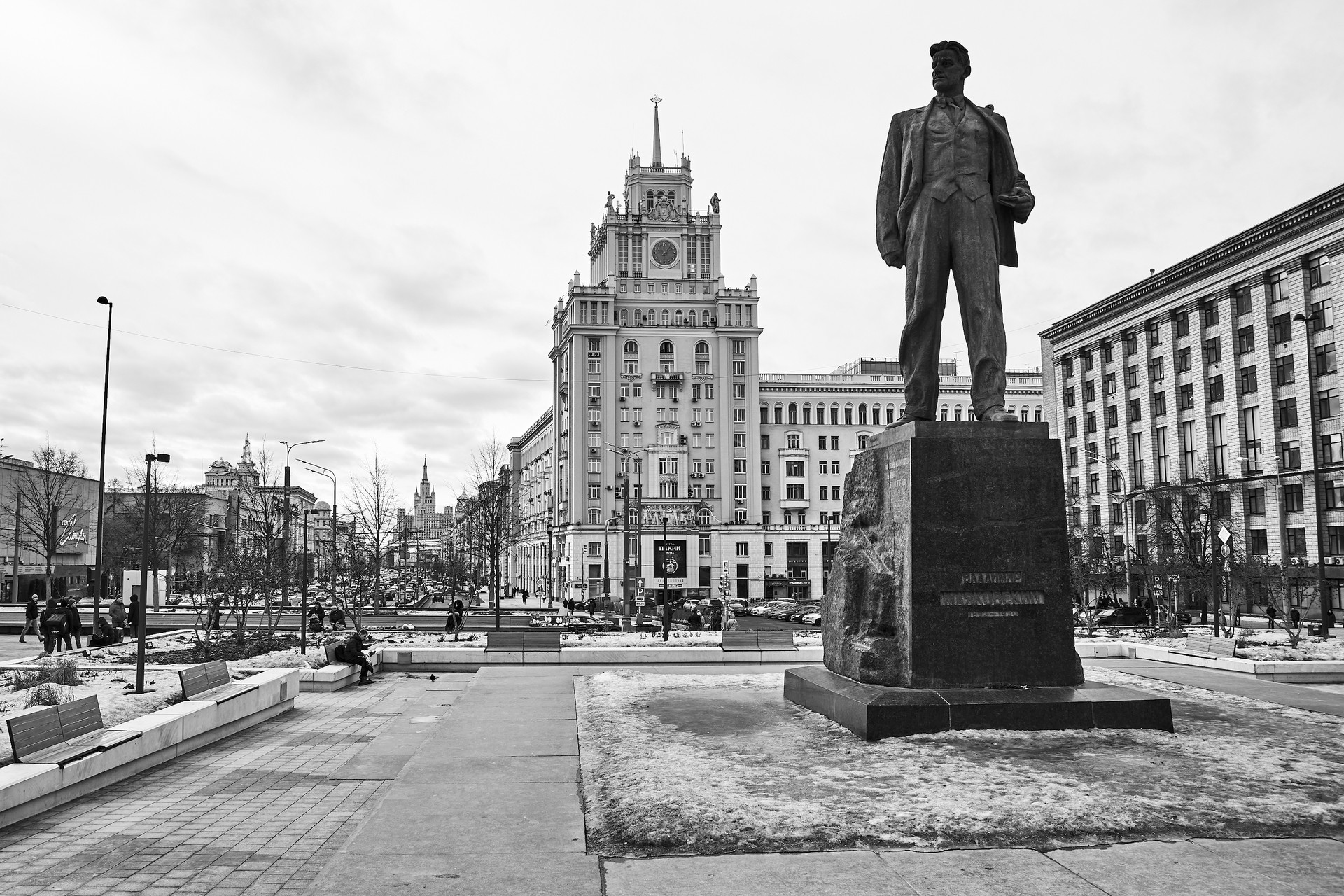 Памятник В.Маяковскому на Триумфальной площади