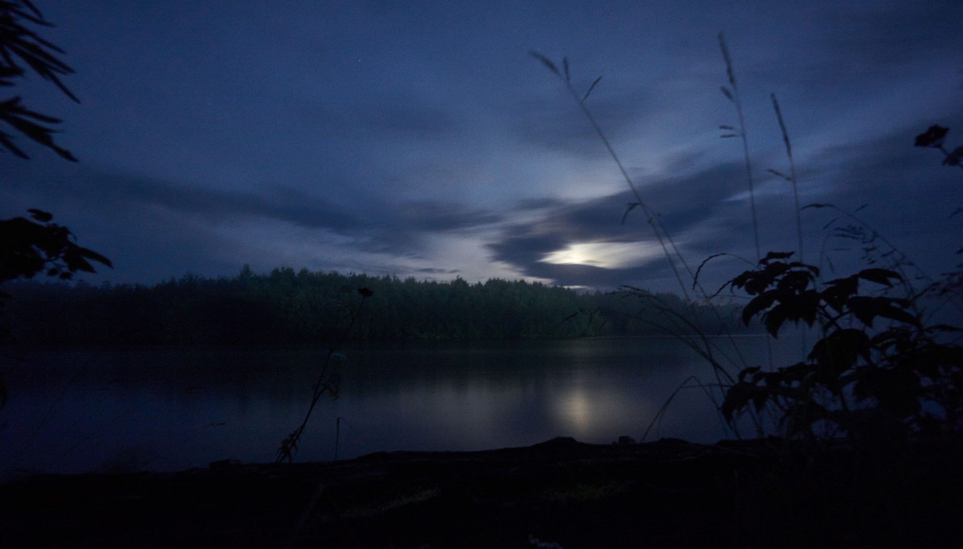 Лунная ночь над рекой Лозьва
