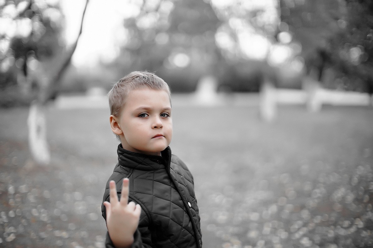 Сын Антон и bokeh Canon 50/1.2L (F1.2)