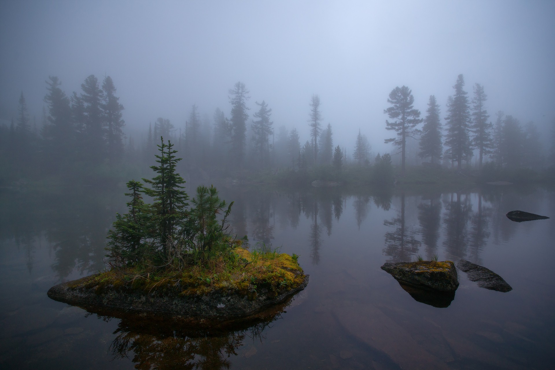Тишина на озере Горных духов