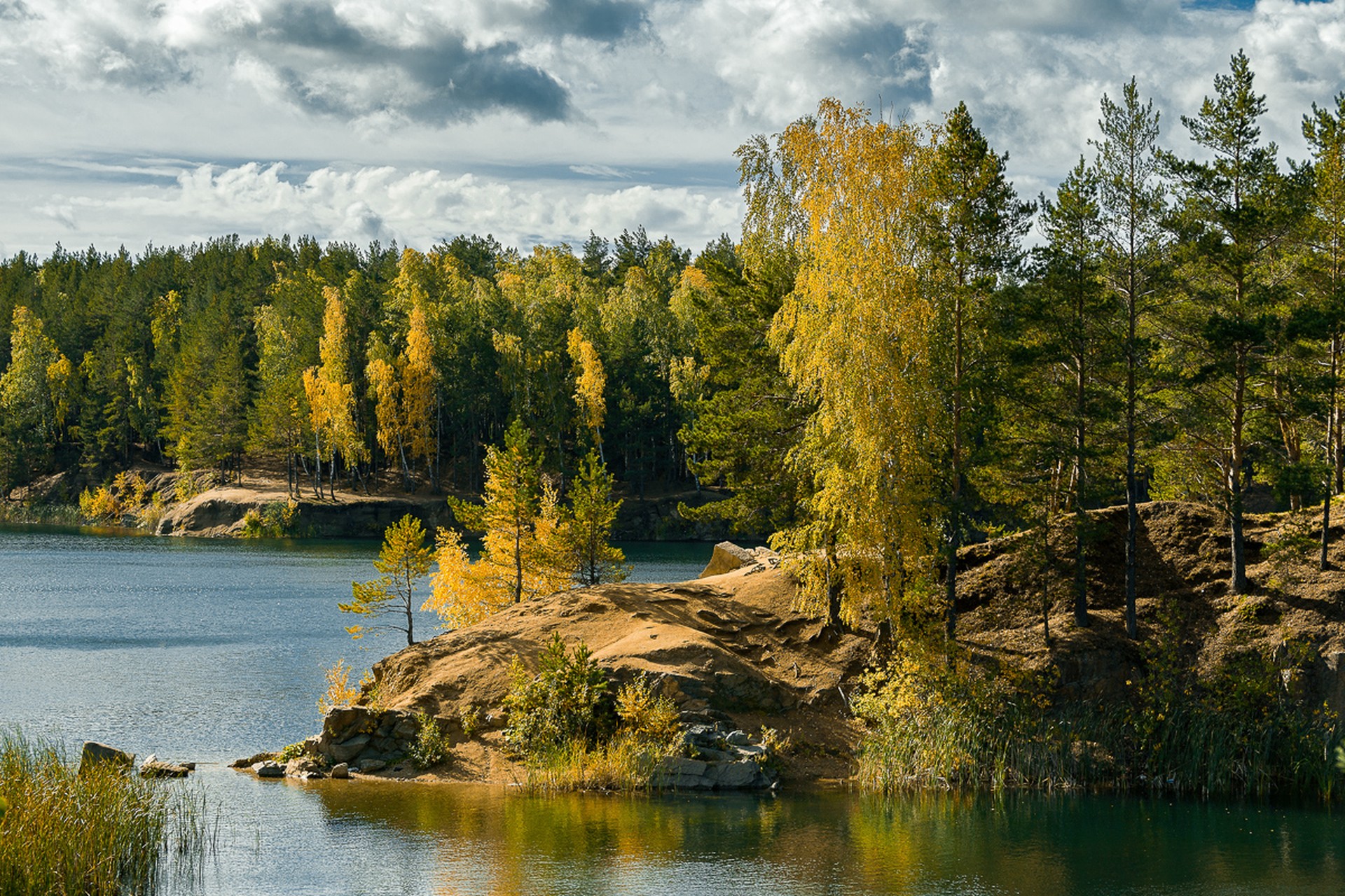 Палитра осеннего карьера