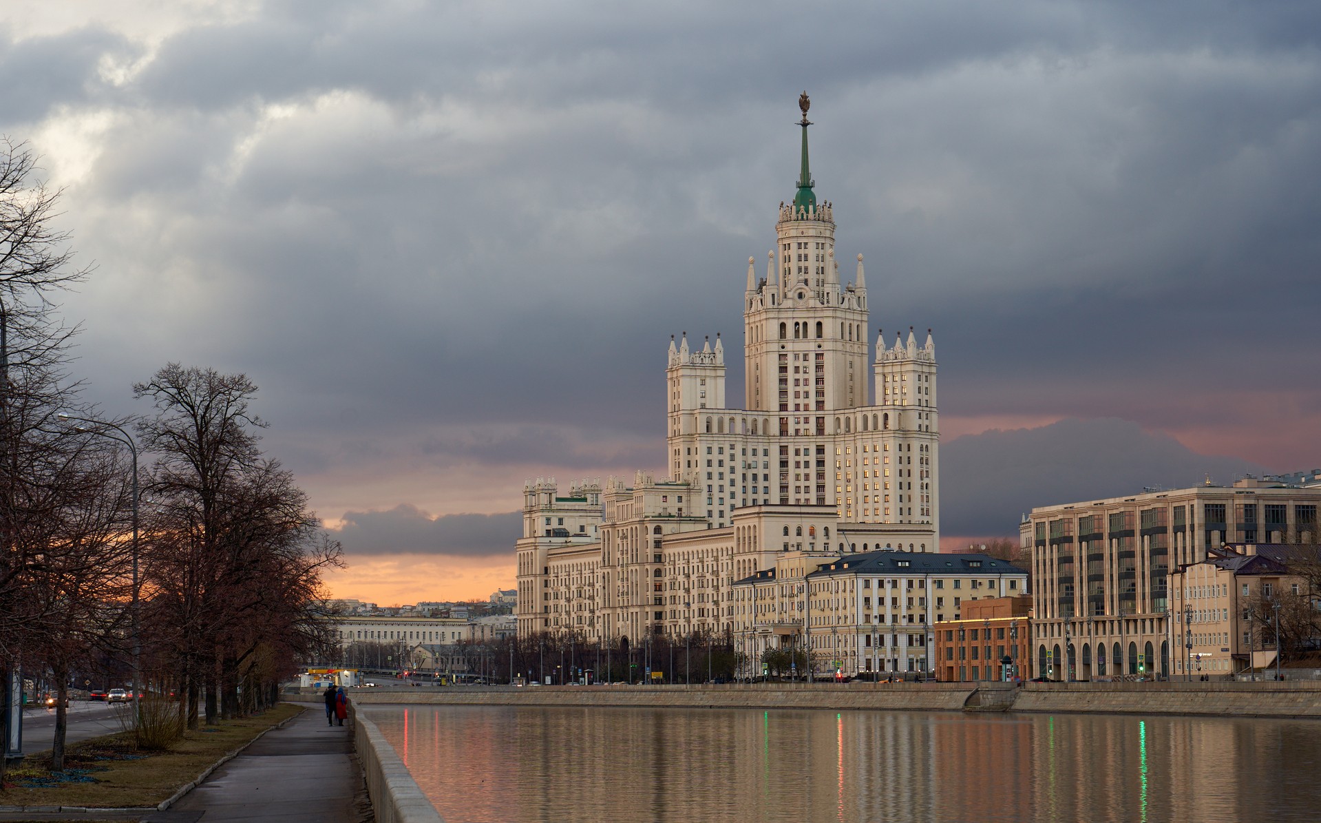 Московский апрельский закат