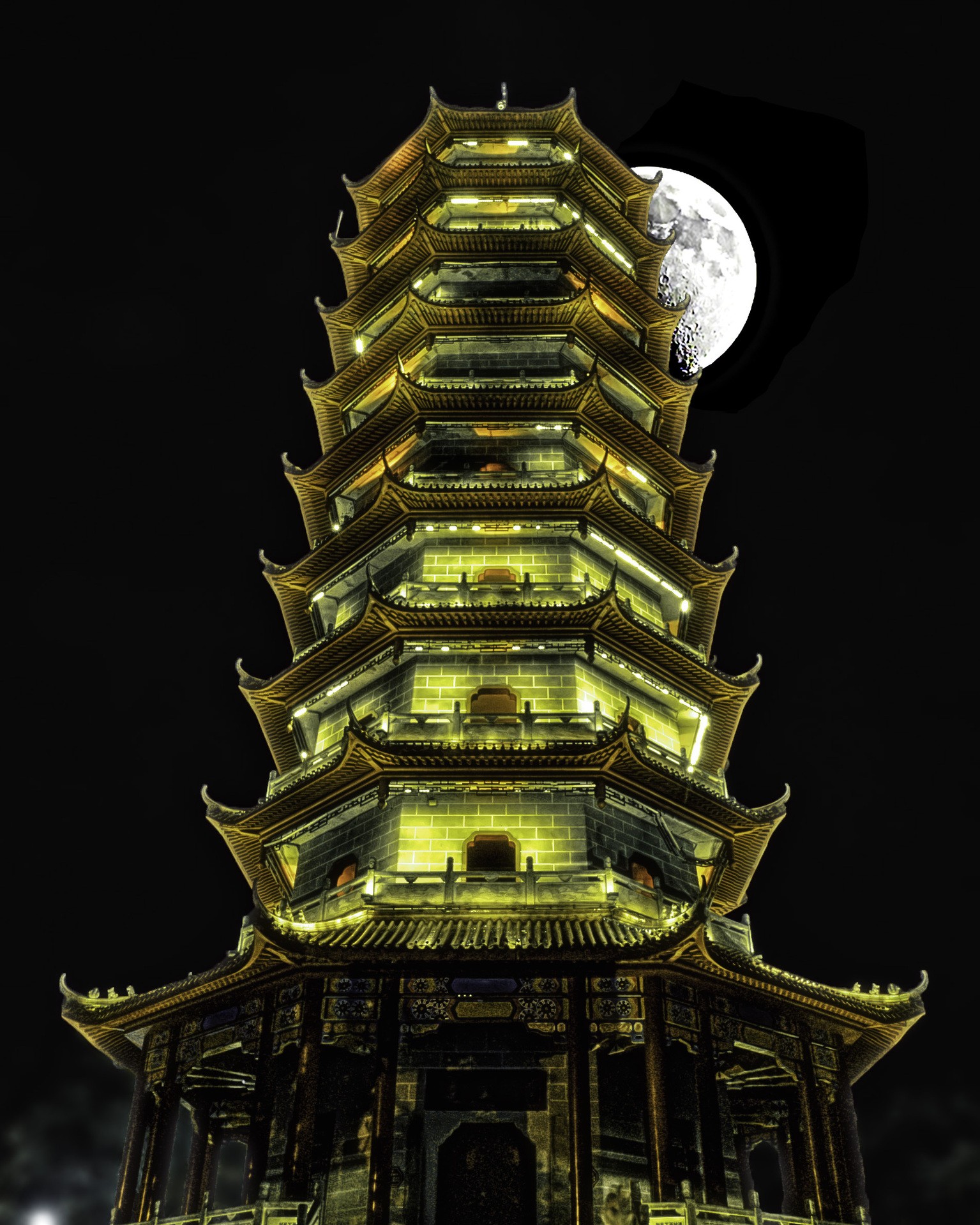 Xihu mountain pagoda