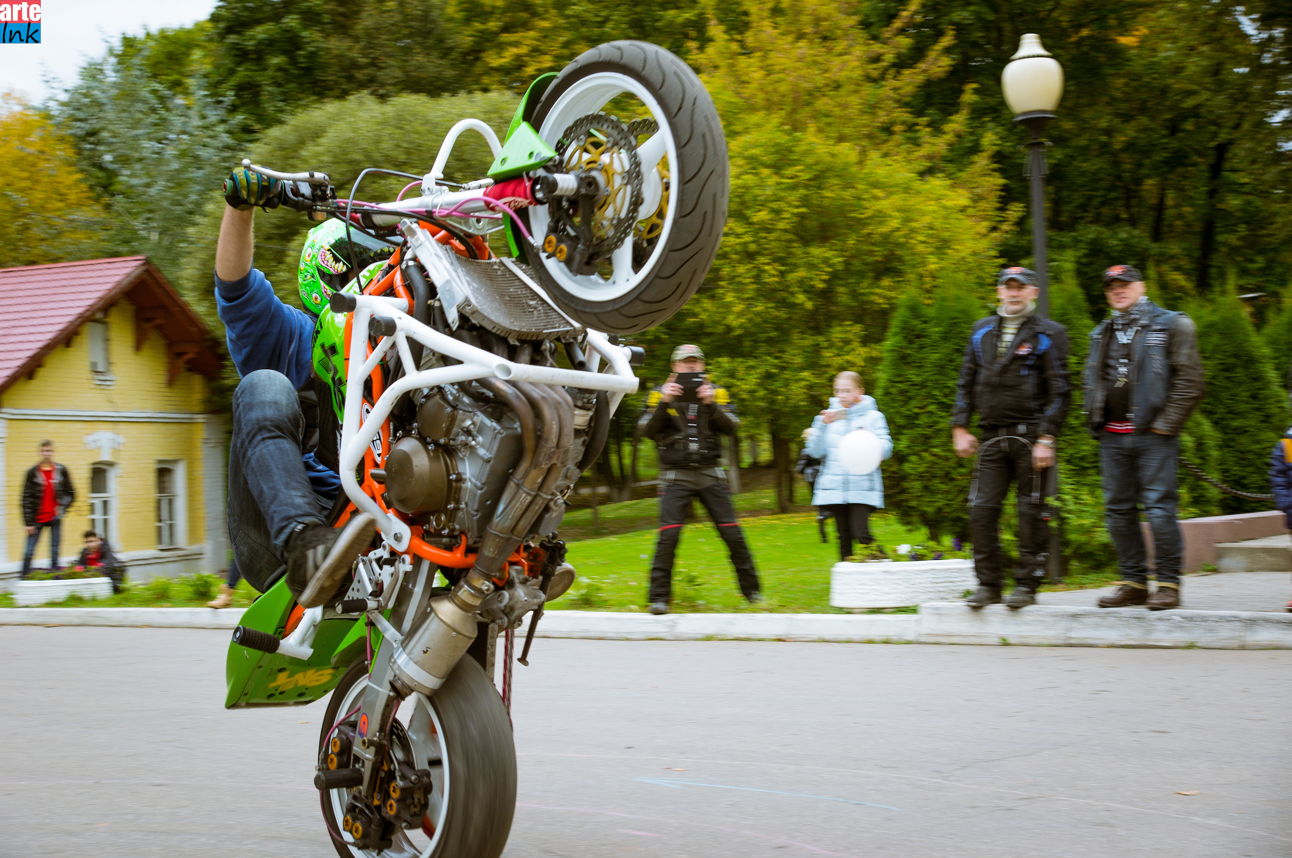 stuntriding